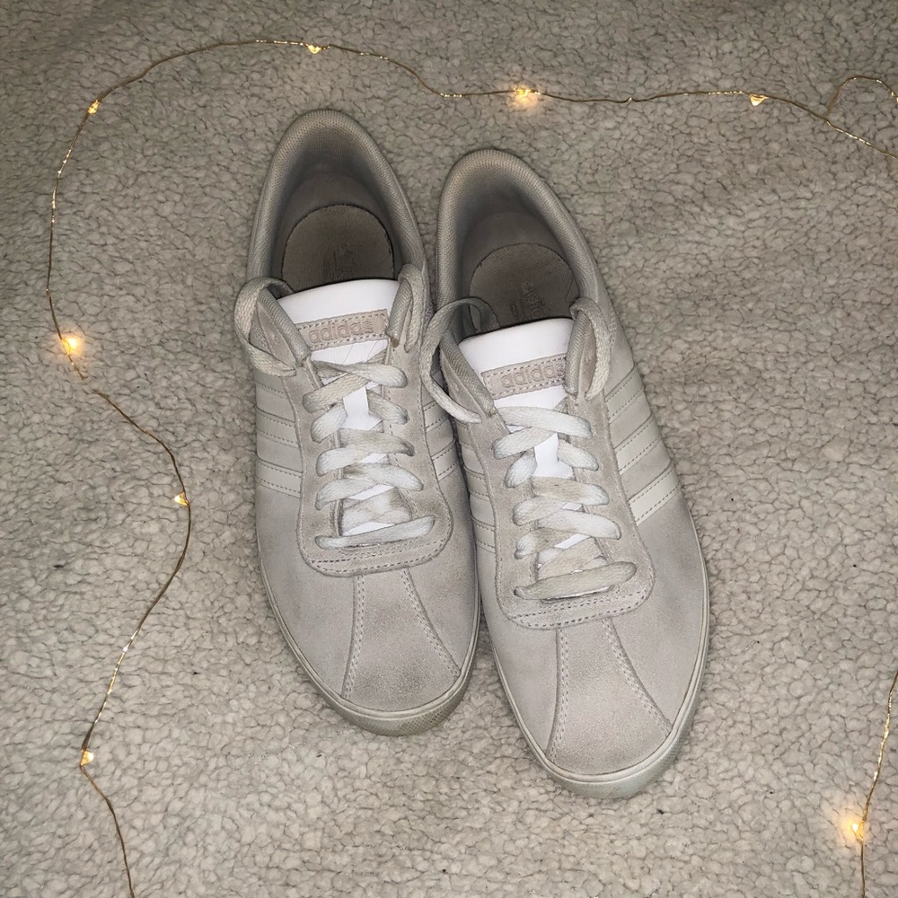 Adidas Tan low top shoes
